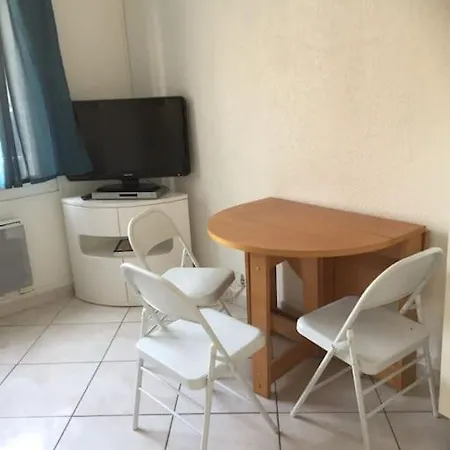 Les Flots Charmant 2 Pieces Apartment *