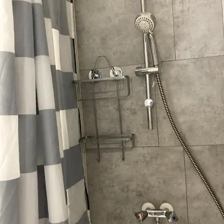 Les Flots Charmant 2 Pieces Apartment